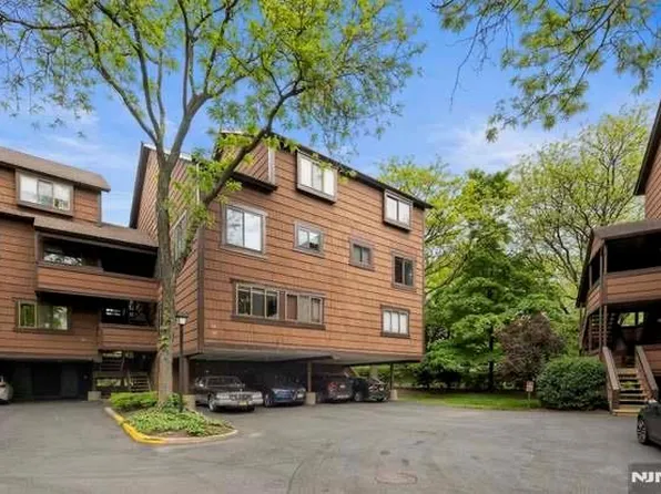 24 Marina Ky, Secaucus, NJ 07094