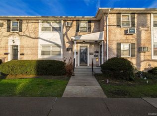 81-41 268 Street #293 B, New Hyde Park, NY 11004