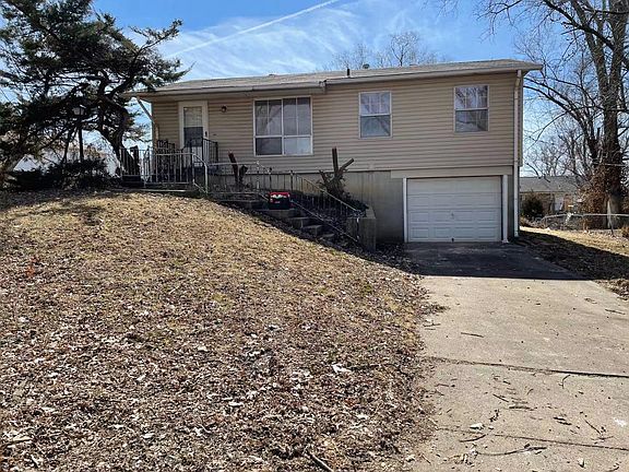 3rd image of 8229 Orville Ave