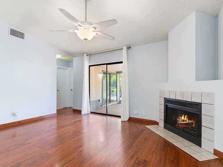 9929 Village Briar — Photo 7