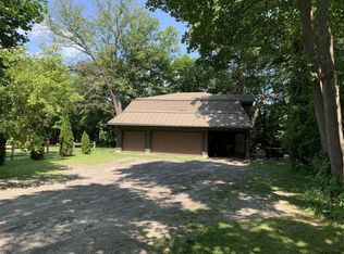 9 Carillon Rd, Ticonderoga, NY 12883