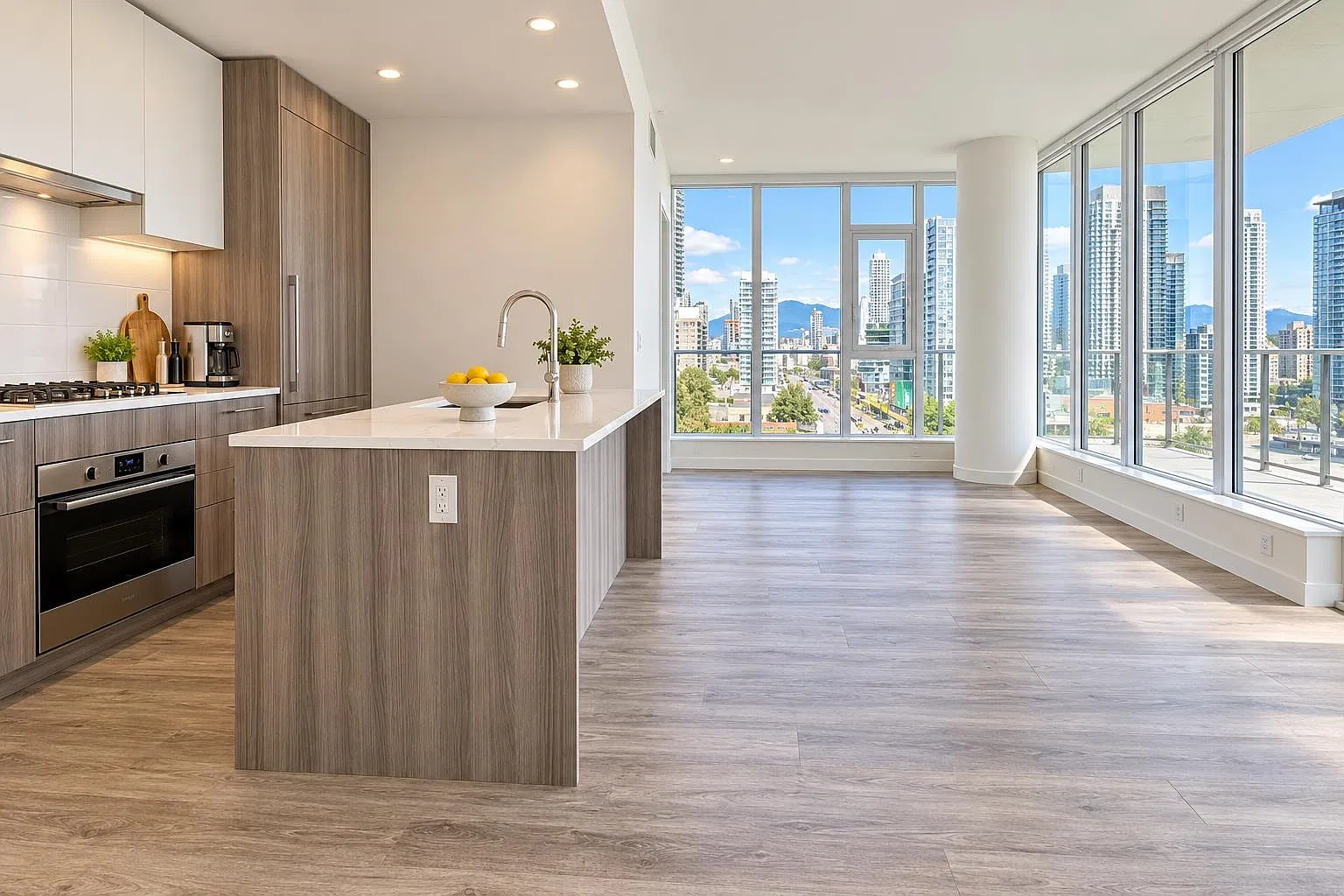 2 bed, 780 sqft, $2,500 — Photo 2