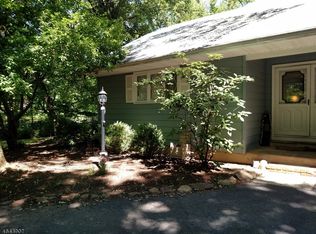 1 Big Spring Rd, Califon, NJ 07830