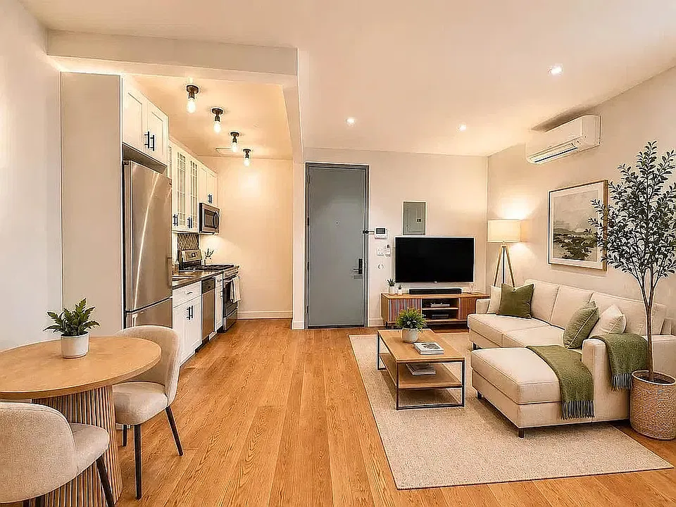 264 Sullivan Pl #2D