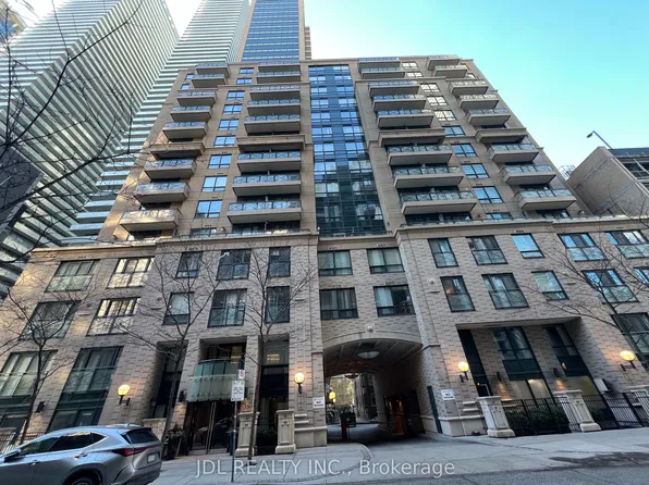 35 Hayden St, Toronto, ON
