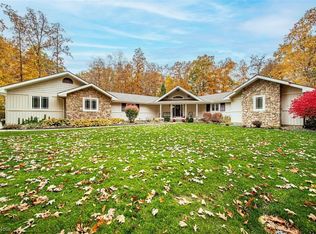 12151 Girdled Rd, Concord Township, OH 44077