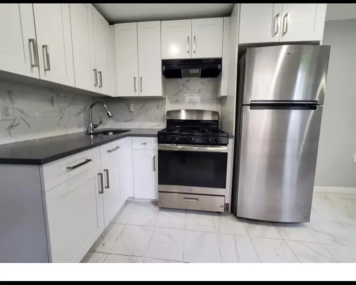 175 Hopkins Ave #2L — Photo 6