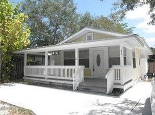 653 SW Cleveland Ave, Stuart, FL 34994