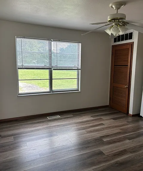 1810 N Belt W #3A — Photo 8