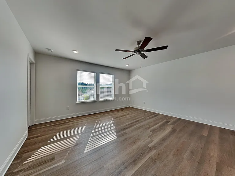1634 Soapstone Rd — Photo 11