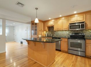 137 W 3rd St #1, Boston, MA 02127