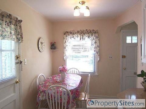 3rd image of 7852 266th St