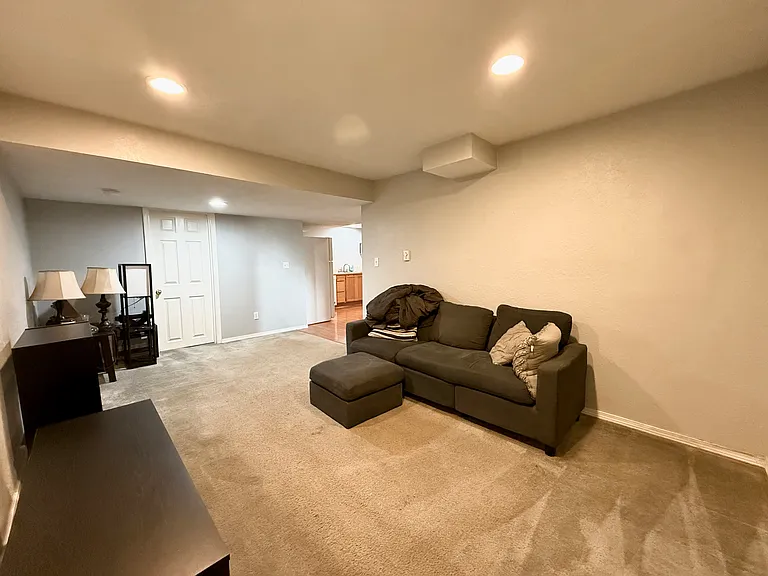 515 NW Irving St #A — Photo 27