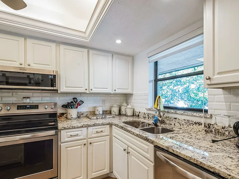 104 Capri Isles Blvd #304 — Photo 9