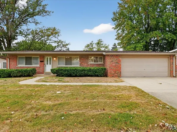 1665 Saddlespur Ln, Florissant, MO 63033