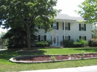 5531 Hammersmith Dr, West Bloomfield, MI