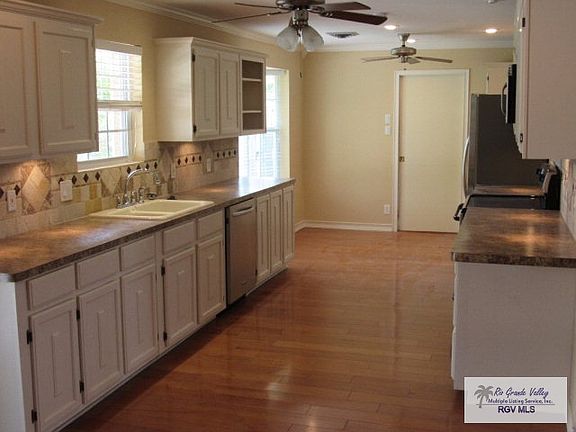 5th image of 2726 Cypress Dr