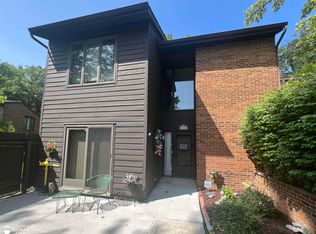 2054 Walden Ct, Flint, MI 48532