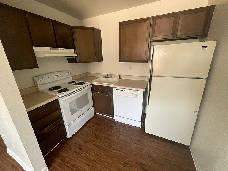 3560 Arthur Ct #2 — Photo 3