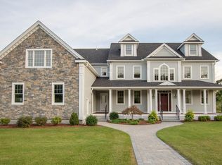 12 Cart Path Ln, Lexington, MA 02421