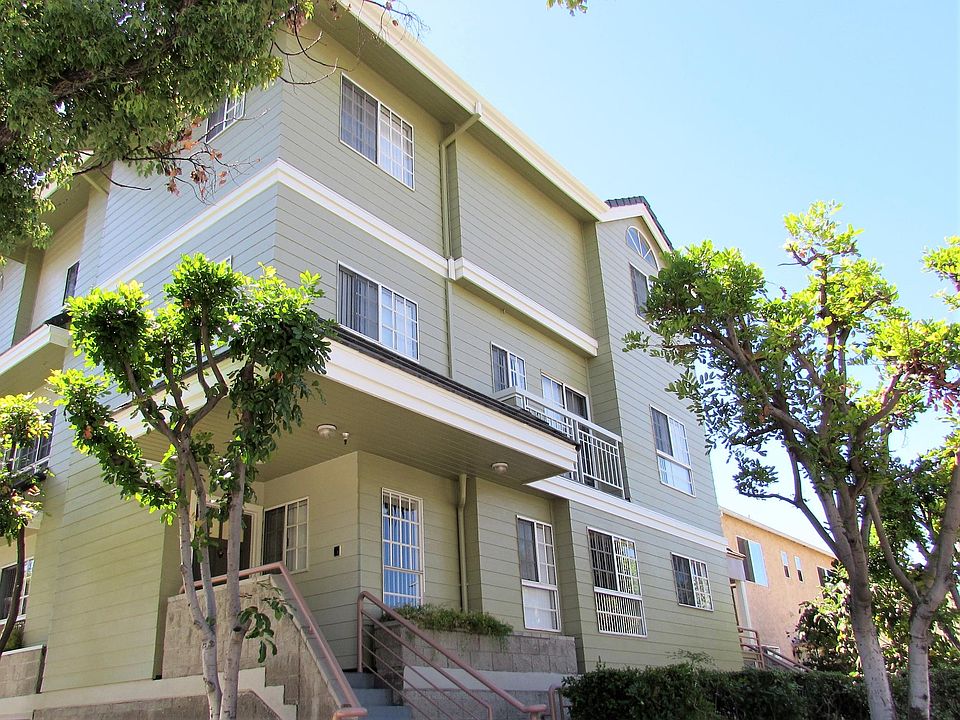 1st image of 400 Palm Dr #Pmccc100