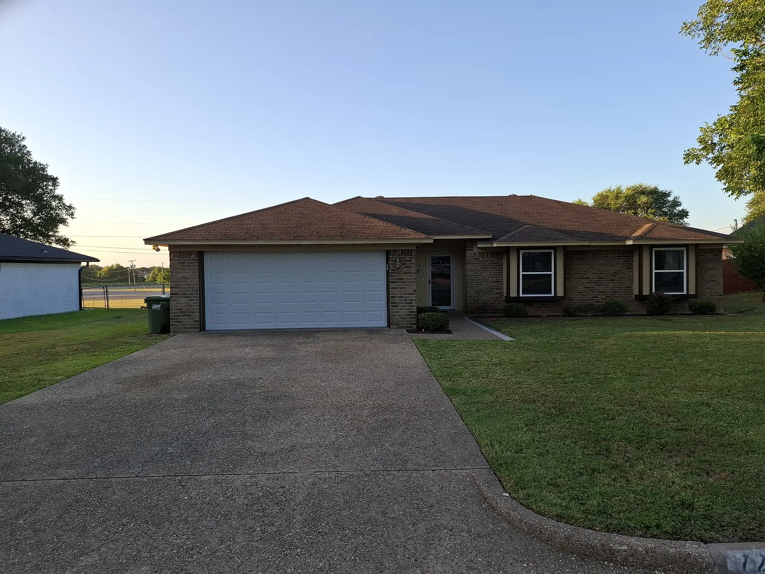 3 bed, 1502 sqft, $1,995 — Photo 3