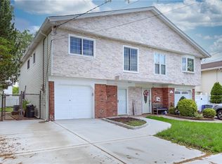 103 Commerce St, Staten Island, NY 10314