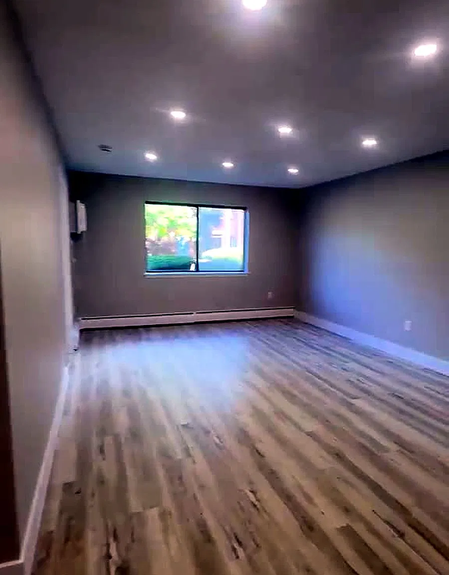 1 bed, 650 sqft, $2,400 — Photo 2