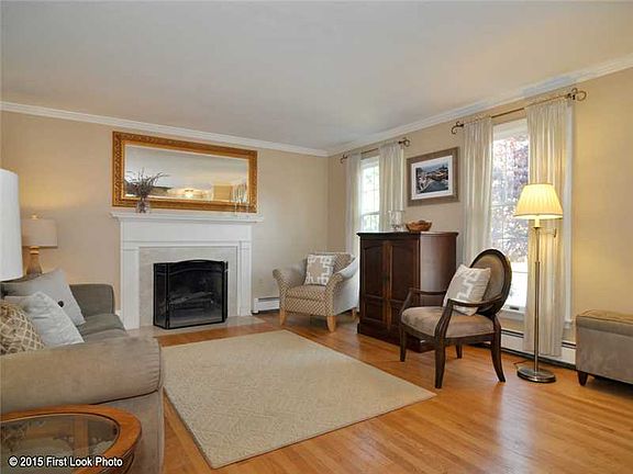2nd image of 192 Sweetbriar Dr
