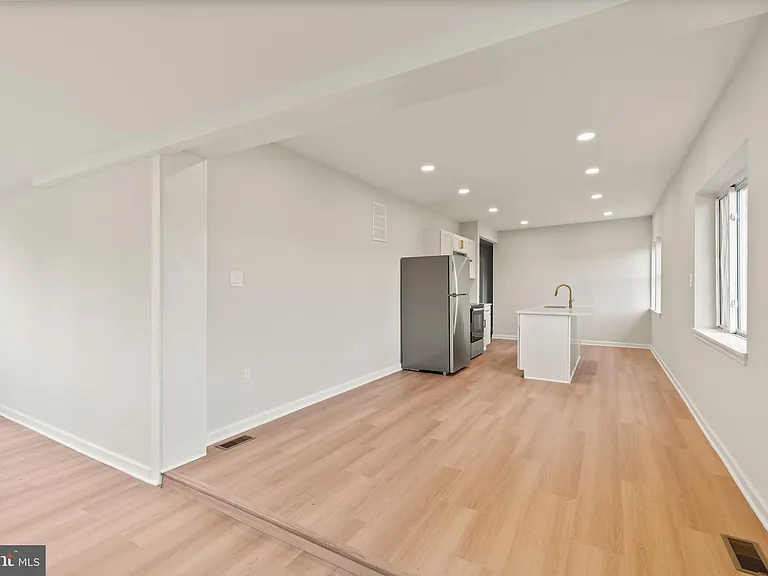 730 New Pittsburg Ave #2 — Photo 7