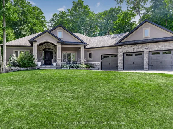 25 Heron Blvd, Springwater, ON L9X 0J1