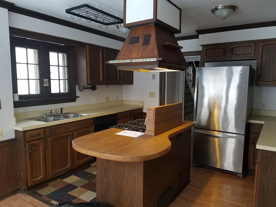 1st image of 45 Clifton Dr