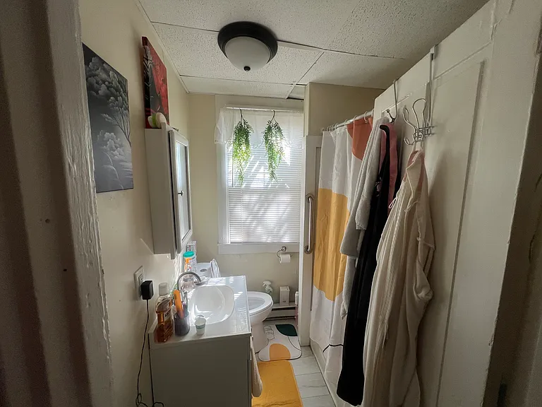 514 N Queen St #2 — Photo 2