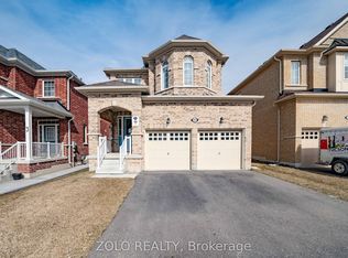 1869 Castlepoint Dr, Oshawa, ON L1K 0M9