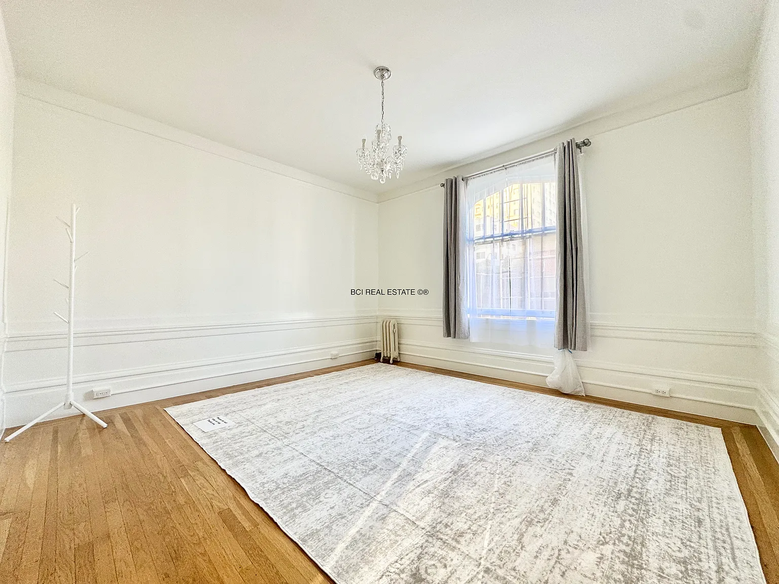 Studio, $2,550 — Photo 4