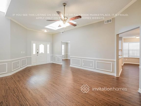 5th image of 5221 Hollow Bend Ln