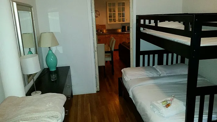 Rented by Ozymandius Realty | media 18