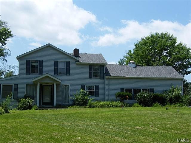 1st image of 822 Patio Ct