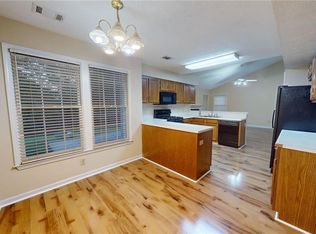 110 Beaverwood Ln, Lawrenceville, GA 30044