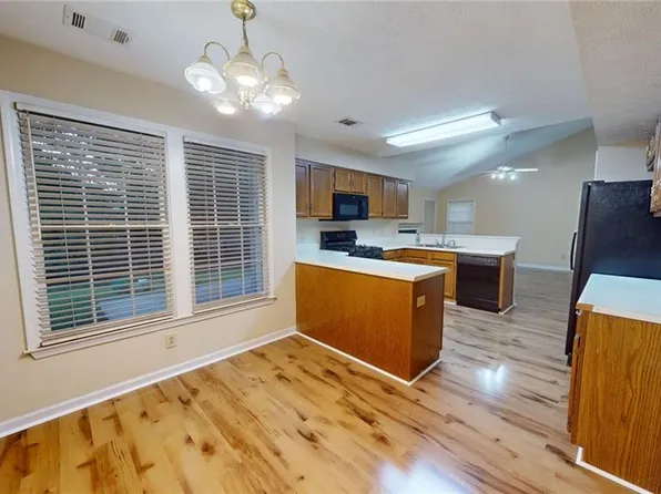 110 Beaverwood Ln, Lawrenceville, GA 30044