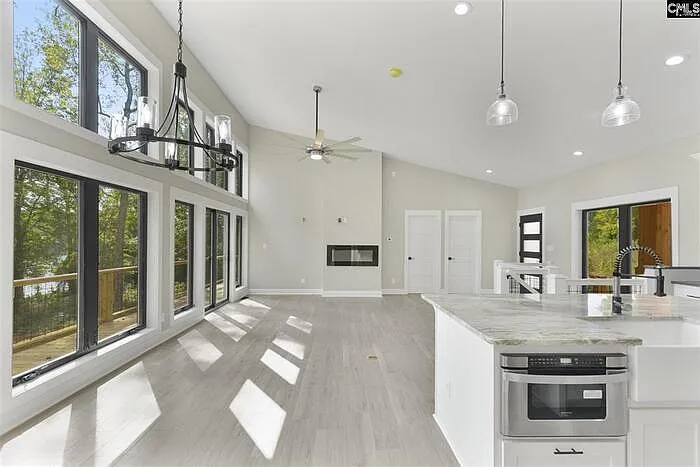 126 Peninsula Ct — Photo 10