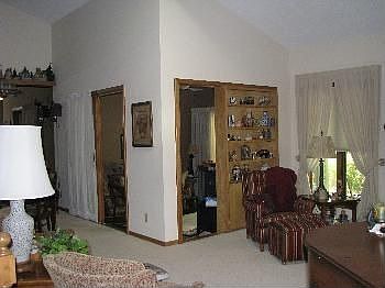 2nd image of 481 Sterling St S