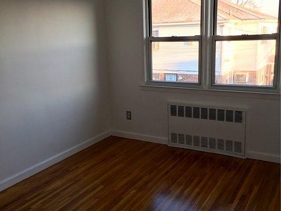 4th image of 8717 78th Ave #2