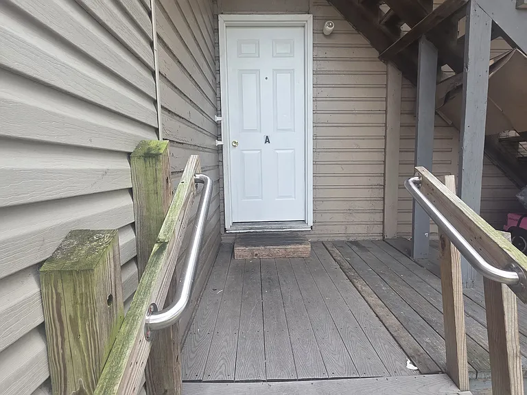 14 Pleasant St #1 — Photo 14