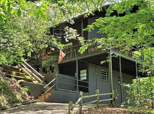 328 Possum Trot Trl, Franklin, NC 28734