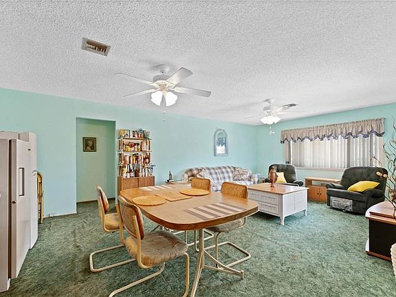 5th image of 223 E 41st St #2