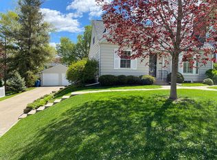 5029 Oxford Ave, Edina, MN 55436