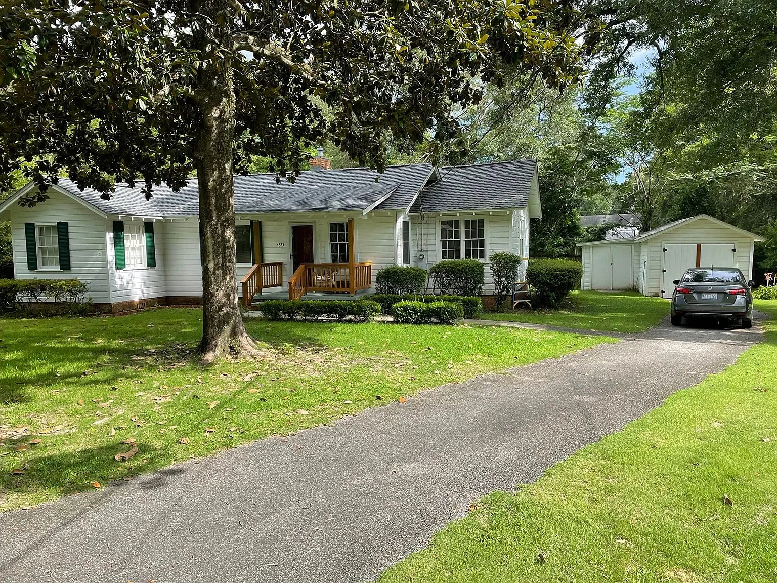 3 bed, 1215 sqft, $1,500 — Photo 2