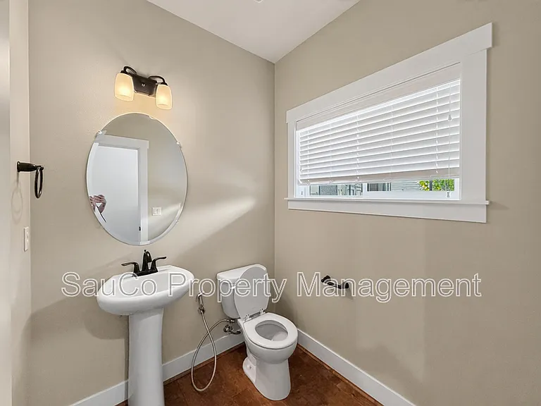 20269 SW Gracie St — Photo 9