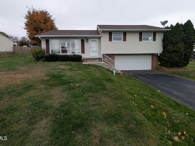 114 Pinecone Ct, Salix, PA, 15952